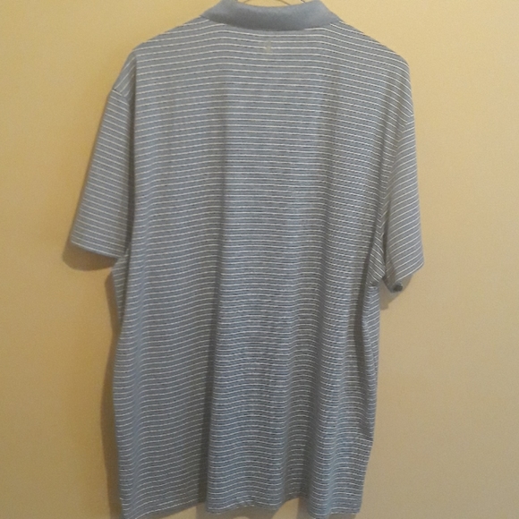 IZOD MENS  SHORT SLEEVE POLO STYLE SHIRT - Picture 2 of 3